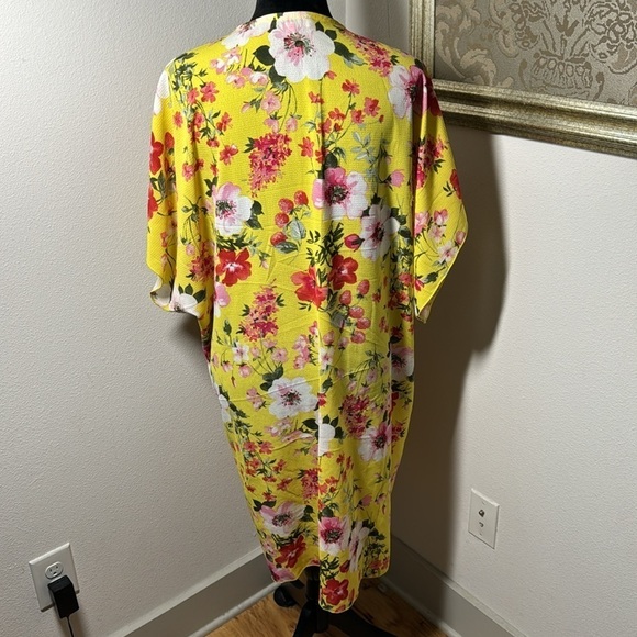 Love J yellow floral print kimono cover up top Sz L - Picture 4 of 7